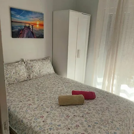 Velvet Peraia (Thessaloniki)